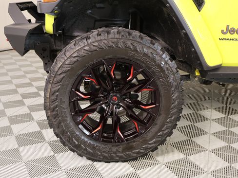 Used 2023 Jeep Wrangler Unlimited Rubicon AWD/4WD image 18