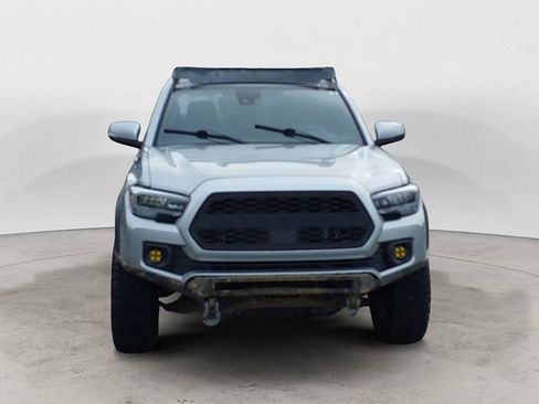 Used 2023 Toyota Tacoma TRD Off-Road w/ Black Out Package (TMS) AWD/4WD image 8