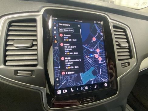 Used 2023 Volvo XC90 B5 Core image 17