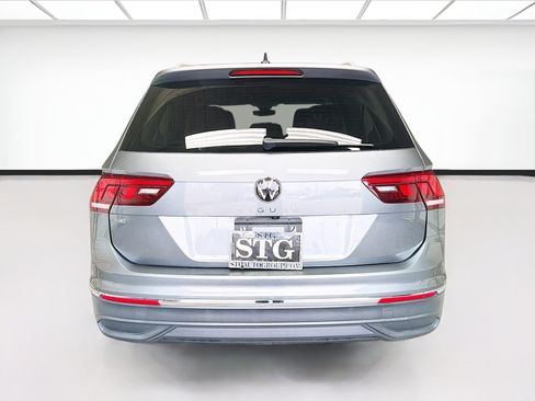 Used 2023 Volkswagen Tiguan SE FWD image 5