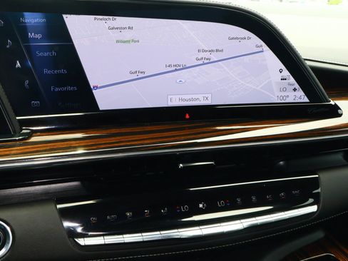 Certified 2023 Cadillac Escalade ESV Luxury RWD image 30
