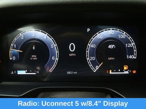 Used 2024 Jeep Grand Cherokee Altitude AWD/4WD image 3