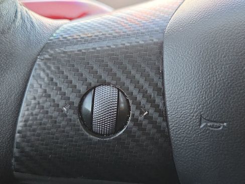 Used 2022 Tesla Model Y Performance image 25