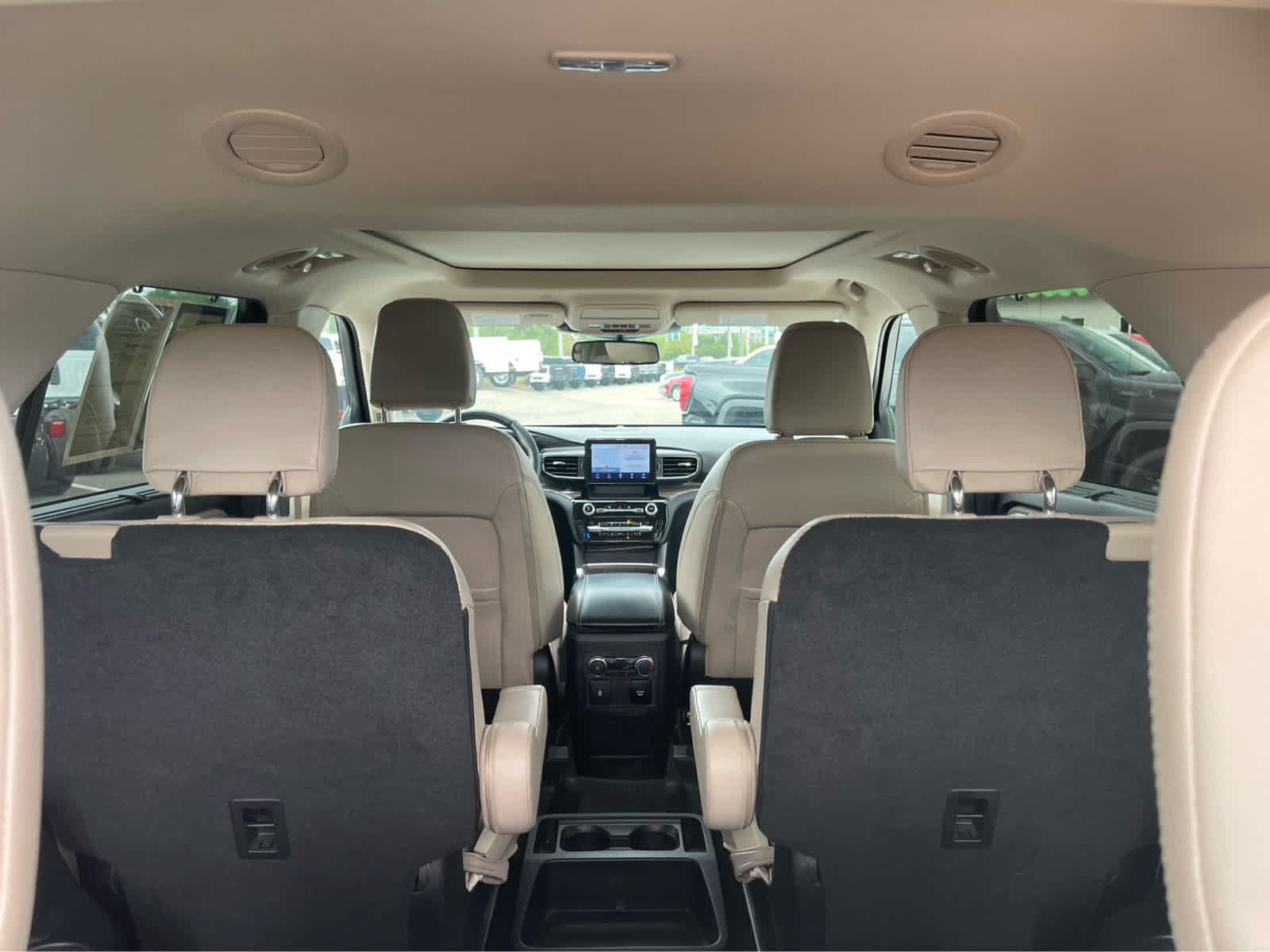 Used 2021 Ford Explorer Limited w/ Equipment Group 301A RWD image 23