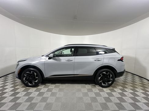 Used 2024 Kia Sportage SX AWD/4WD image 4