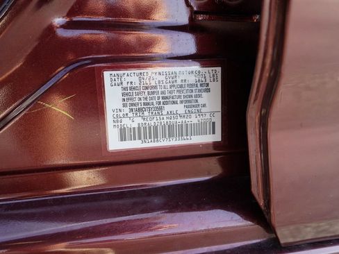 Used 2025 Nissan Sentra SV w/ Trunk Package FWD image 39
