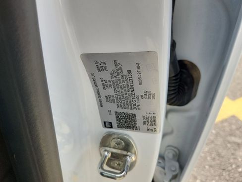 Used 2022 Chevrolet Colorado LT w/ LT Convenience Package image 18