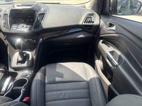 Used 2015 Ford Escape Titanium FWD image 24