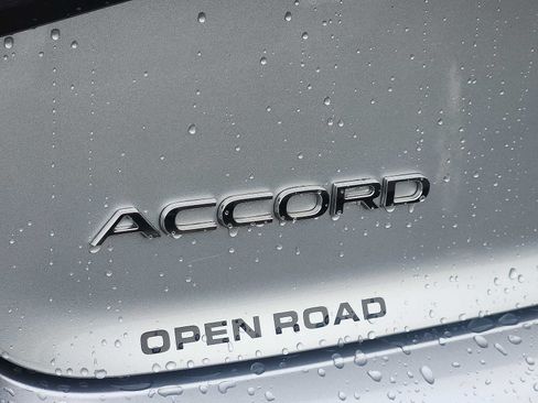 Certified 2025 Honda Accord LX image 29