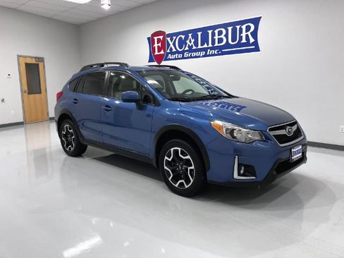 Used 2017 Subaru Crosstrek 2.0i Premium w/ Popular Package #1 AWD/4WD image 9