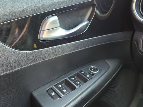Used 2019 Kia Forte S FWD image 11