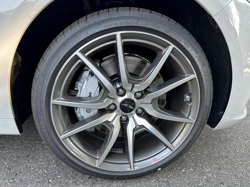 New 2026 Genesis G70 2.5T image 9