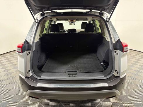 Certified 2023 Nissan Rogue SV image 21