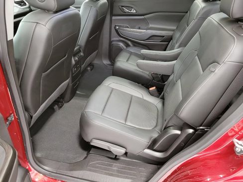 Used 2023 GMC Acadia SLT w/ Trailering Package image 22