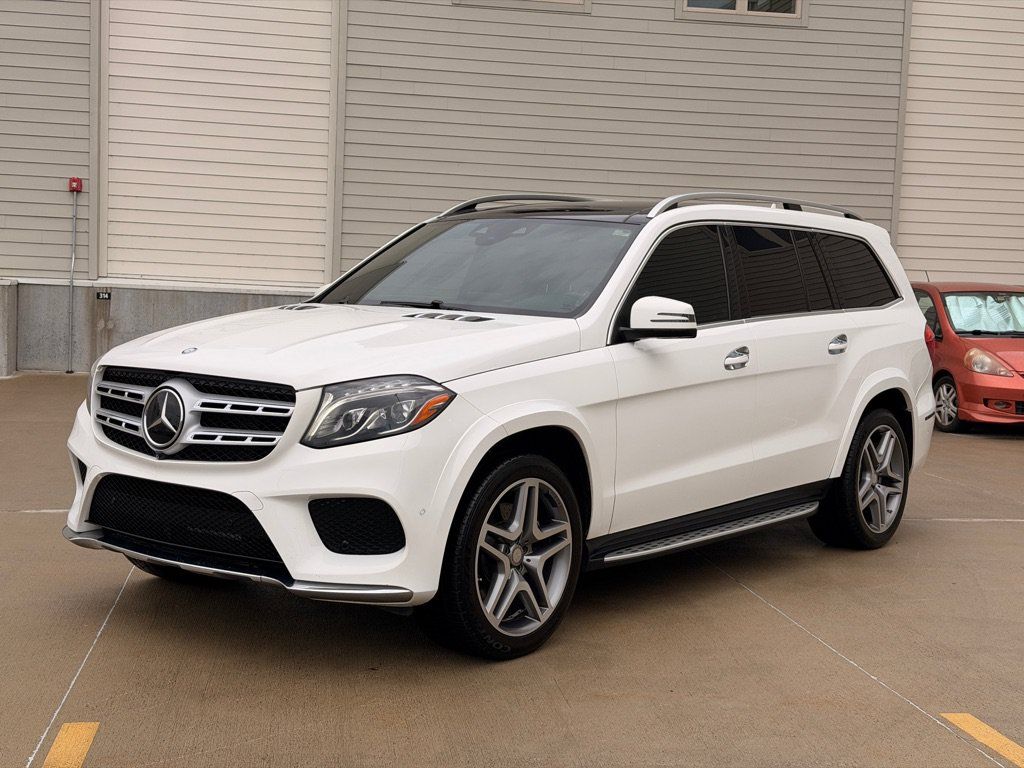 Used 2017 Mercedes-Benz GLS 550 4MATIC image 7