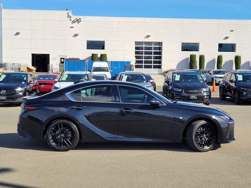 Used 2021 Lexus IS 350 F Sport w/ Dynamic Handling Package image 4