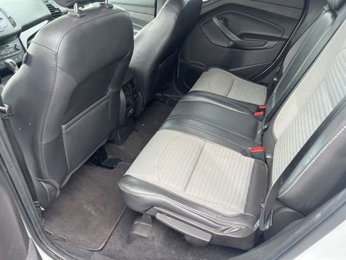 Used 2018 Ford Escape SE w/ SE Sport Appearance Package AWD/4WD image 13