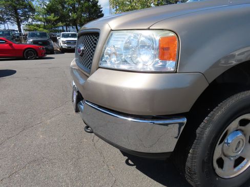 Used 2005 Ford F150 4x4 Regular Cab image 9