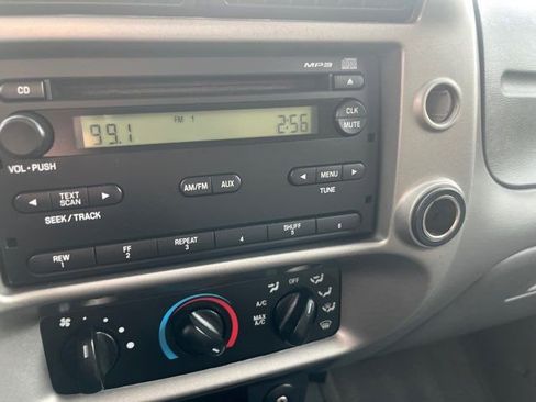 Used 2010 Ford Ranger XLT image 20