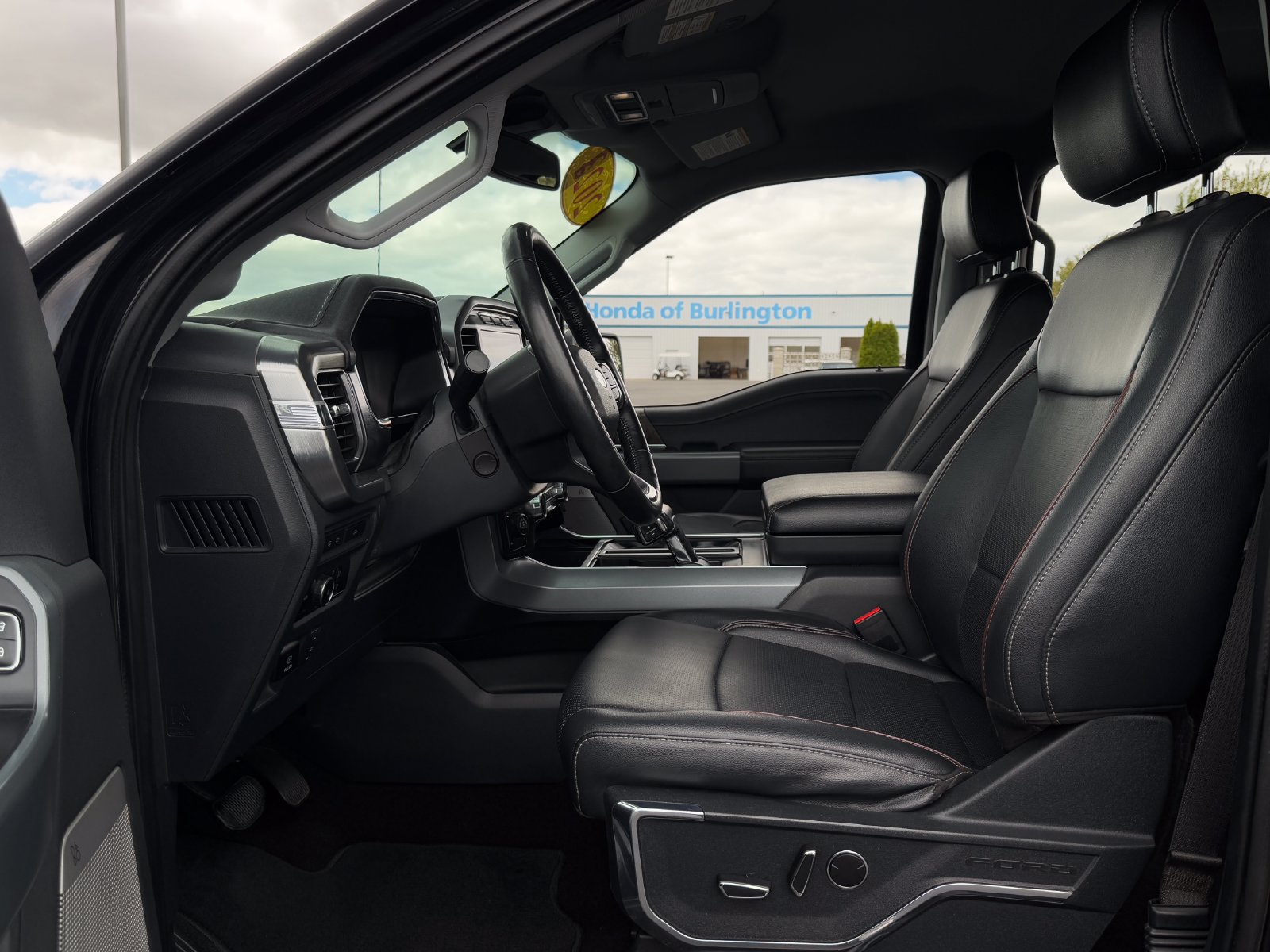 Used 2023 Ford F150 Lariat w/ Equipment Group 502A High AWD/4WD image 11