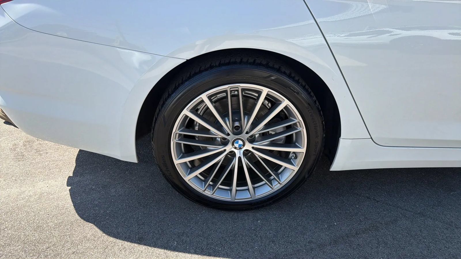 Used 2018 BMW 530i w/ Premium Package RWD image 37