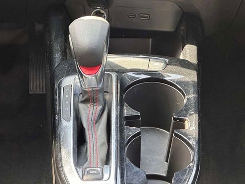 Used 2025 Chevrolet Trax RS w/ Driver Confidence Package FWD image 18