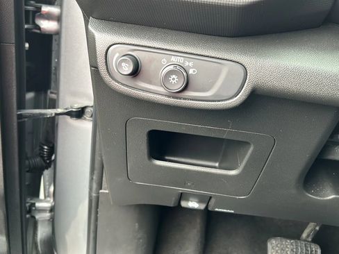 Used 2023 Chevrolet TrailBlazer LS image 18