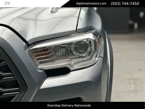 Used 2021 Toyota Tacoma SR5 image 12