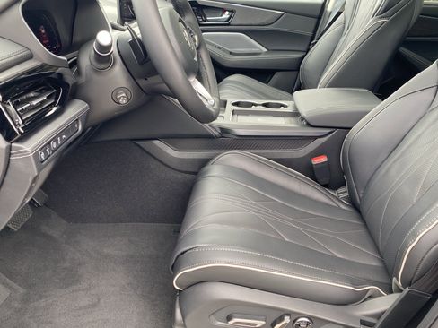 New 2026 Acura MDX SH-AWD w/ Advance Package image 7