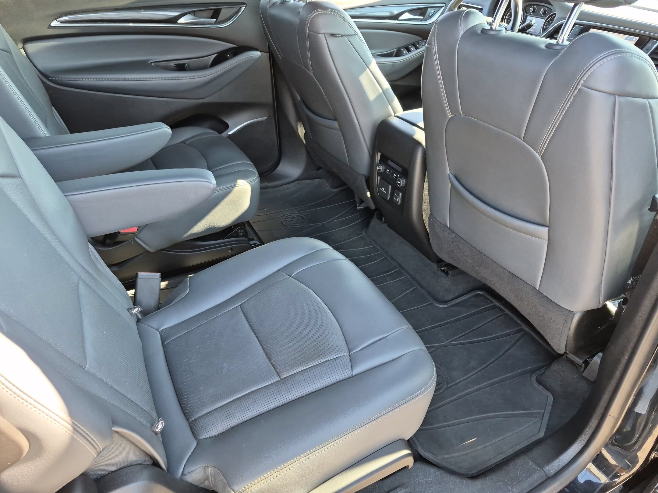 Certified 2023 Buick Enclave Essence w/ Experience Buick Package AWD/4WD image 35