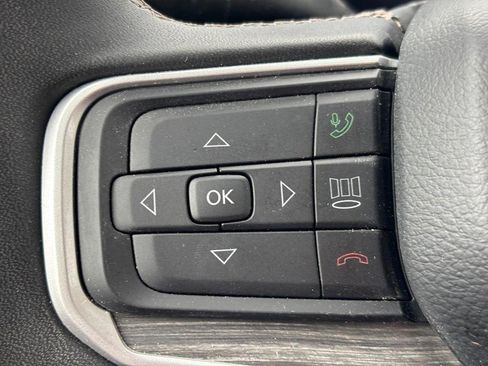 Used 2023 Jeep Wagoneer Series III w/ Preferred Equipment Group image 20