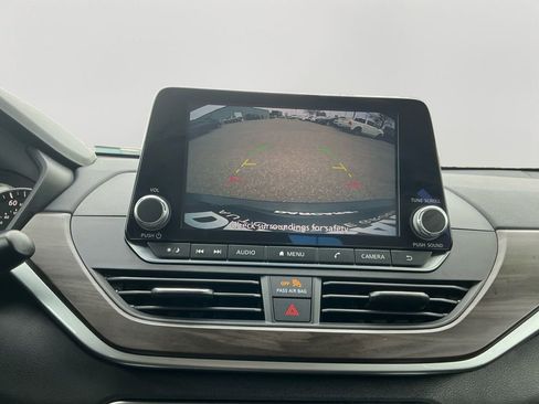 Used 2024 Nissan Altima 2.5 SV image 24