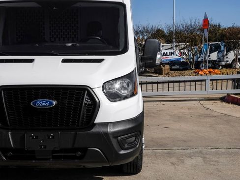 Used 2023 Ford Transit 250 Medium Roof AWD image 41