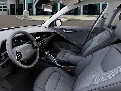 New 2026 Kia Niro EX FWD image 18