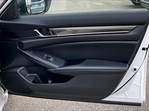 Used 2022 Honda Accord Sport image 24