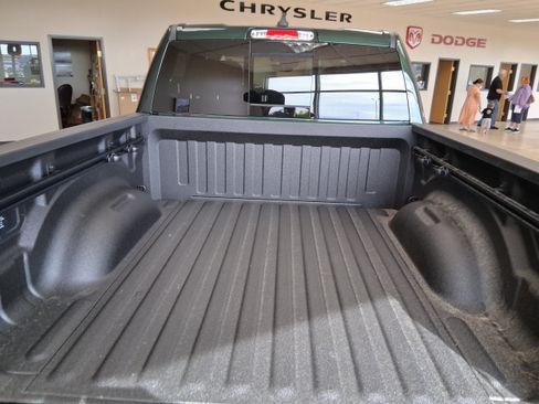 New 2026 RAM 1500 Big Horn AWD/4WD image 8