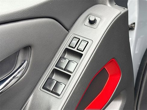 Used 2024 Nissan Frontier PRO-4X w/ Technology Package image 18