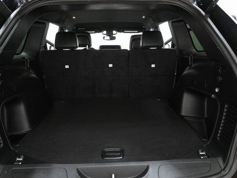 Used 2021 Jeep Grand Cherokee Limited w/ Trailer Tow Group IV image 21