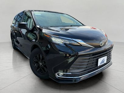 Used 2023 Toyota Sienna XLE