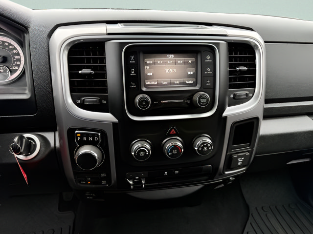 Used 2023 RAM 1500 Classic SLT w/ Protection Group AWD/4WD image 10