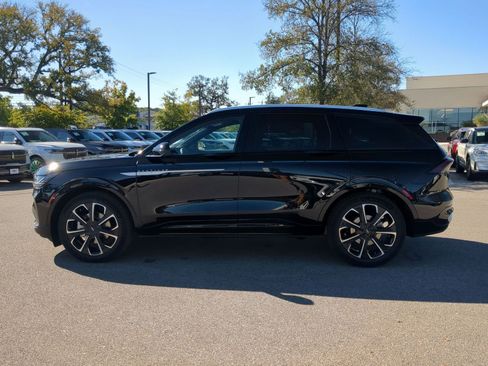 New 2026 Lincoln Nautilus Reserve image 6