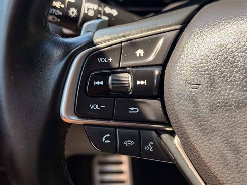 Used 2018 Honda Accord Sport image 22