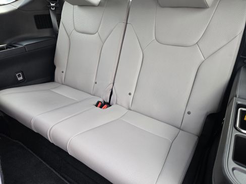 Used 2026 Lexus TX 350 AWD w/ Technology Package image 39