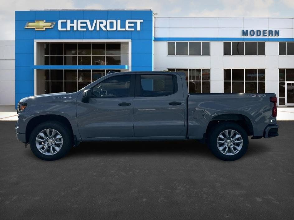 New 2024 Chevrolet Silverado 1500 Custom AWD/4WD image 4