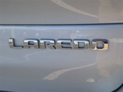 Used 2022 Jeep Grand Cherokee L Laredo w/ Luxury Tech Group I image 13