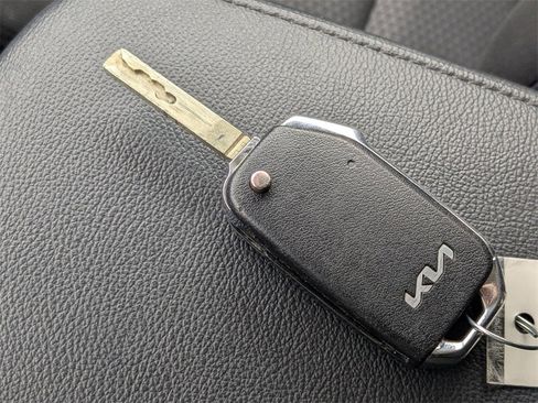 Used 2023 Kia Soul LX w/ Option Group 015 image 31