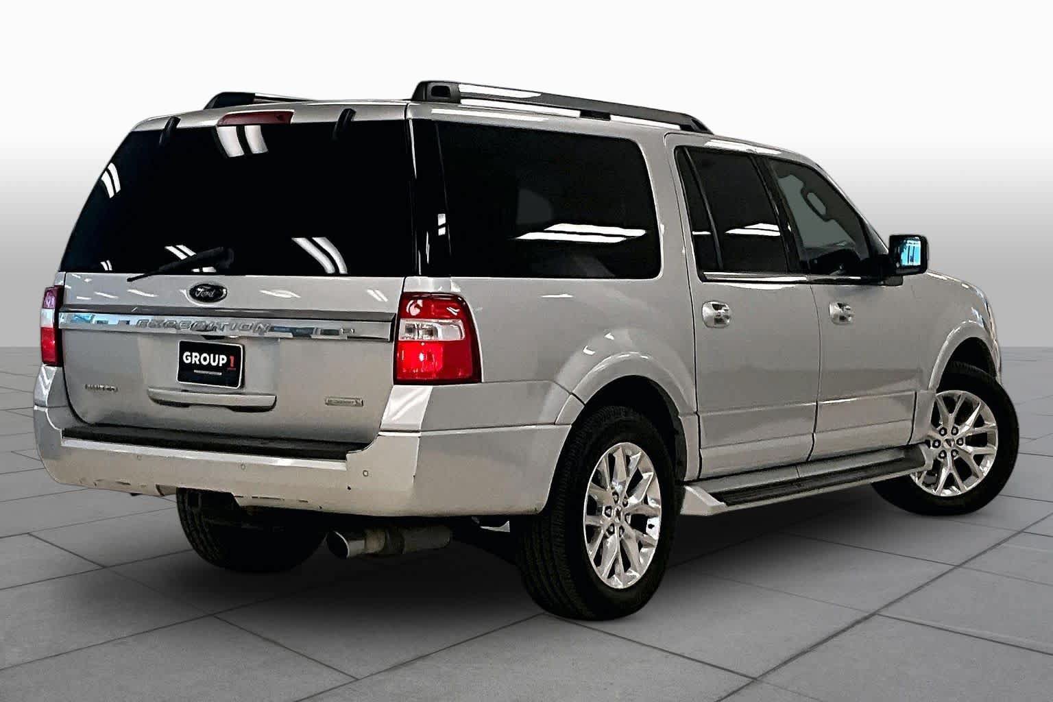 Used 2017 Ford Expedition EL Limited RWD image 11