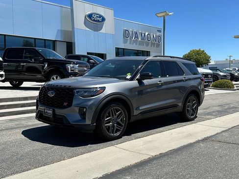 New 2026 Ford Explorer ST w/ Sun And Sound Package AWD/4WD image 2