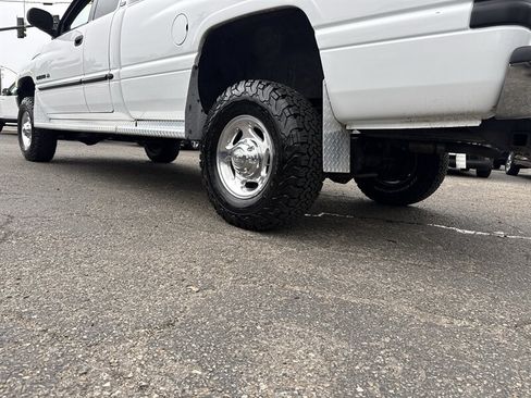 Used 2000 Dodge Ram 2500 Truck 4x4 Quad Cab image 7