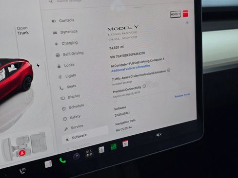 Used 2023 Tesla Model Y Long Range AWD/4WD image 15